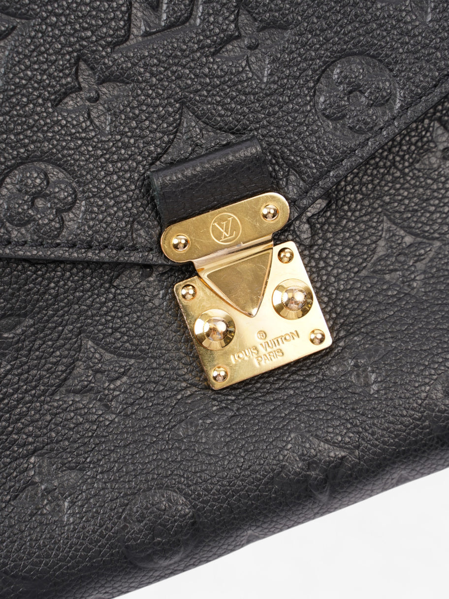 Louis Vuitton Pochette Metis Monogram Empreinte Empreinte Leather MM Image 7