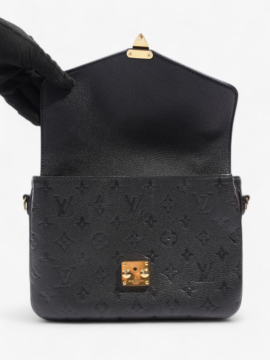 Louis Vuitton Pochette Metis Monogram Empreinte Empreinte Leather MM Image 8