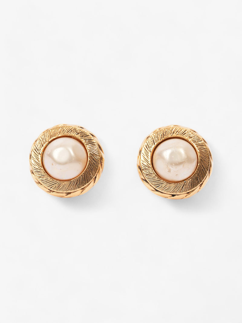  Chanel Faux Pearl Clip On Earrings Gold / White Base Metal