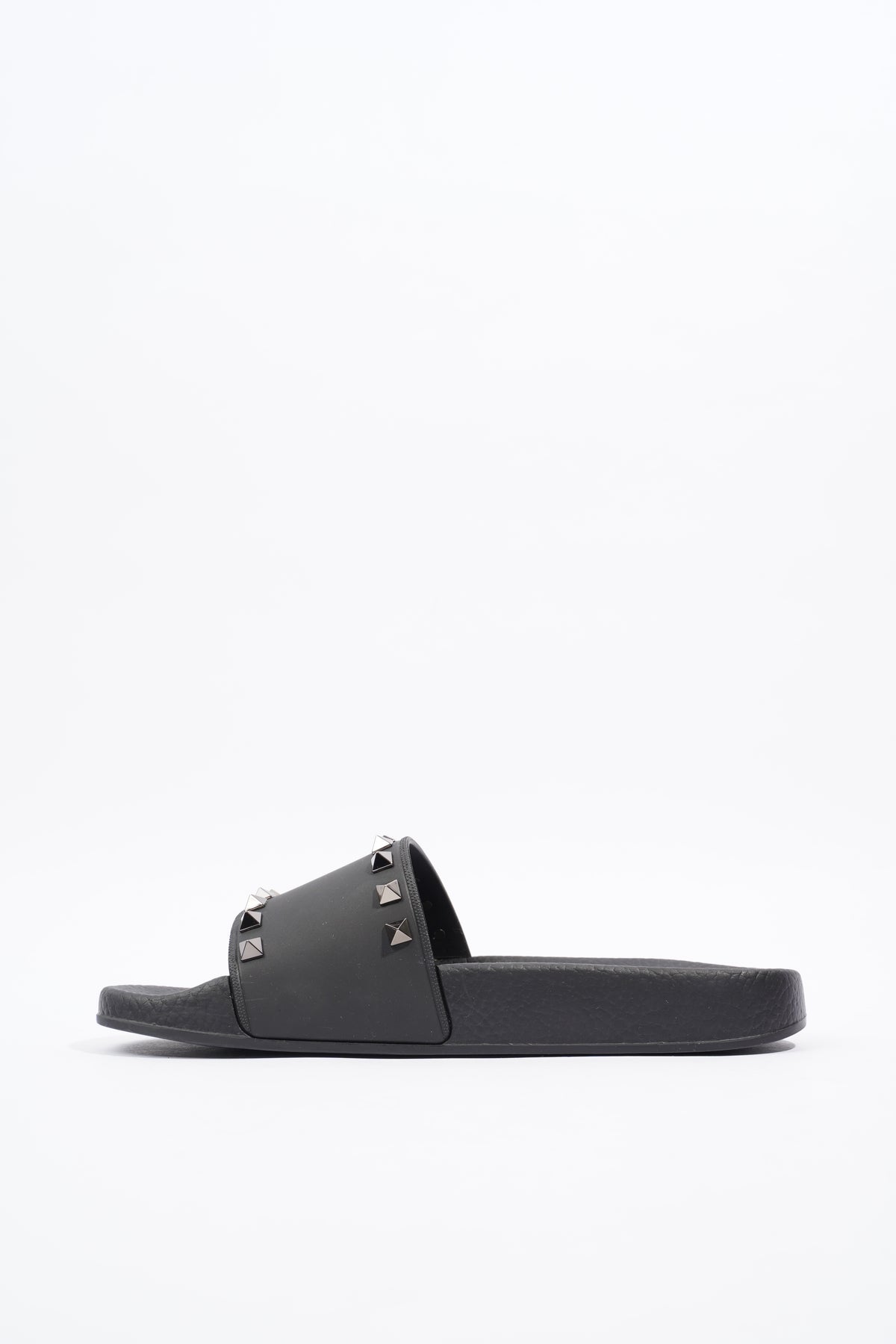 Valentino rockstud deals slides black