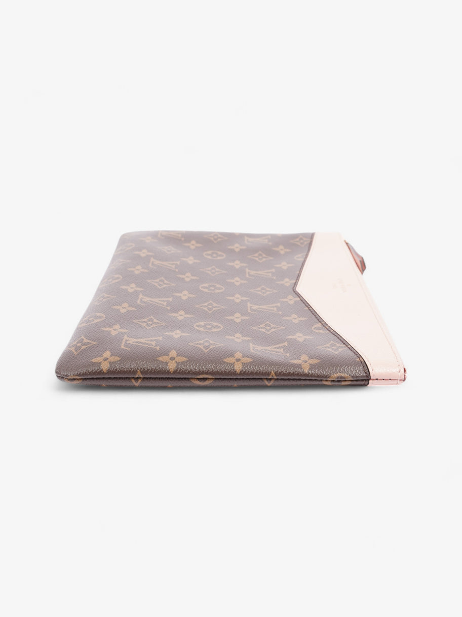 Louis Vuitton Daily Pouch Monogram / Rose Poudre Coated Canvas Image 4