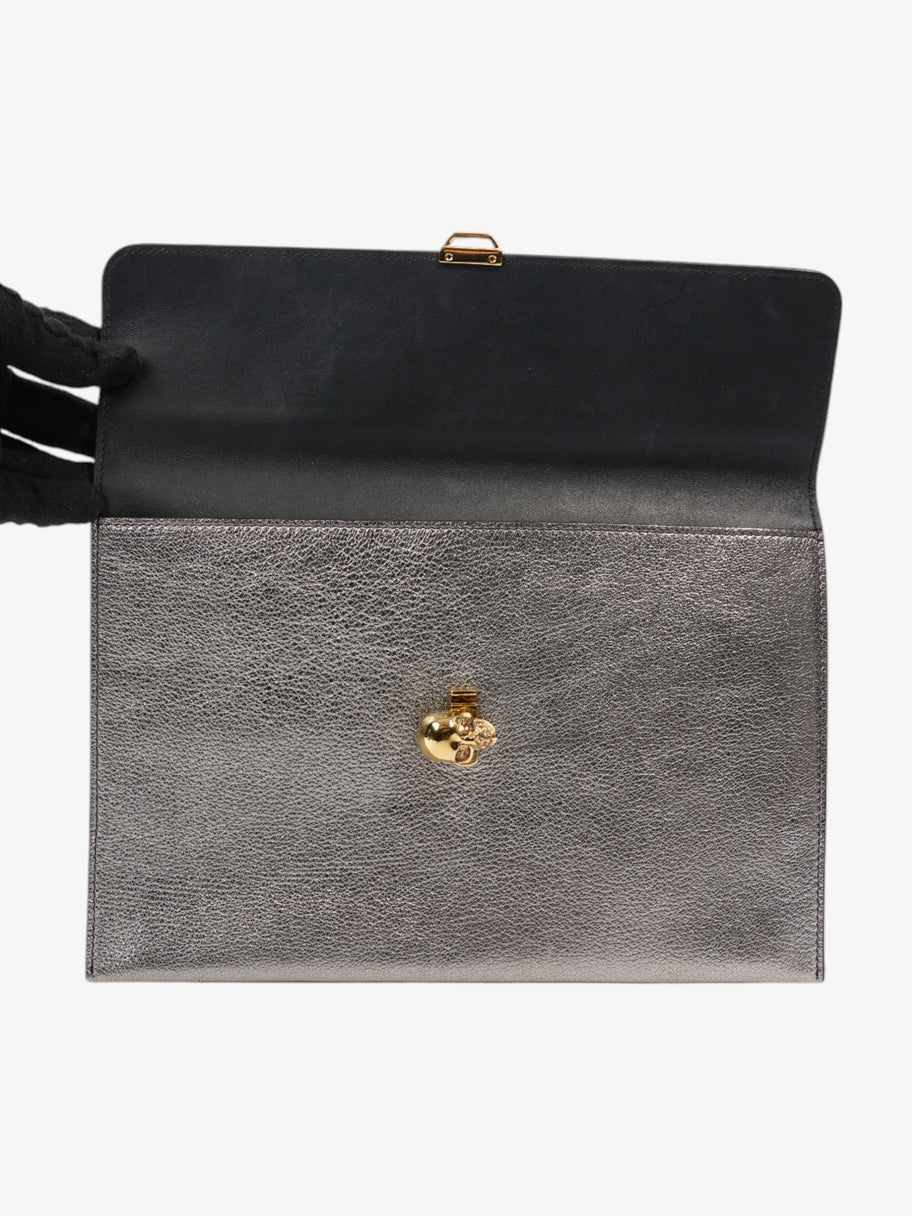 Alexander McQueen Skull Clutch Silver Leather Image 7