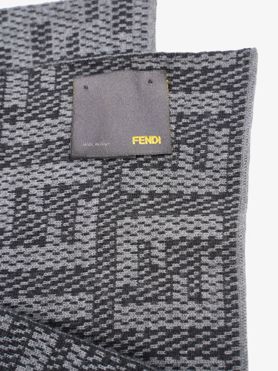 Fendi Logo Pattern Scarf Black / Grey Wool Image 5