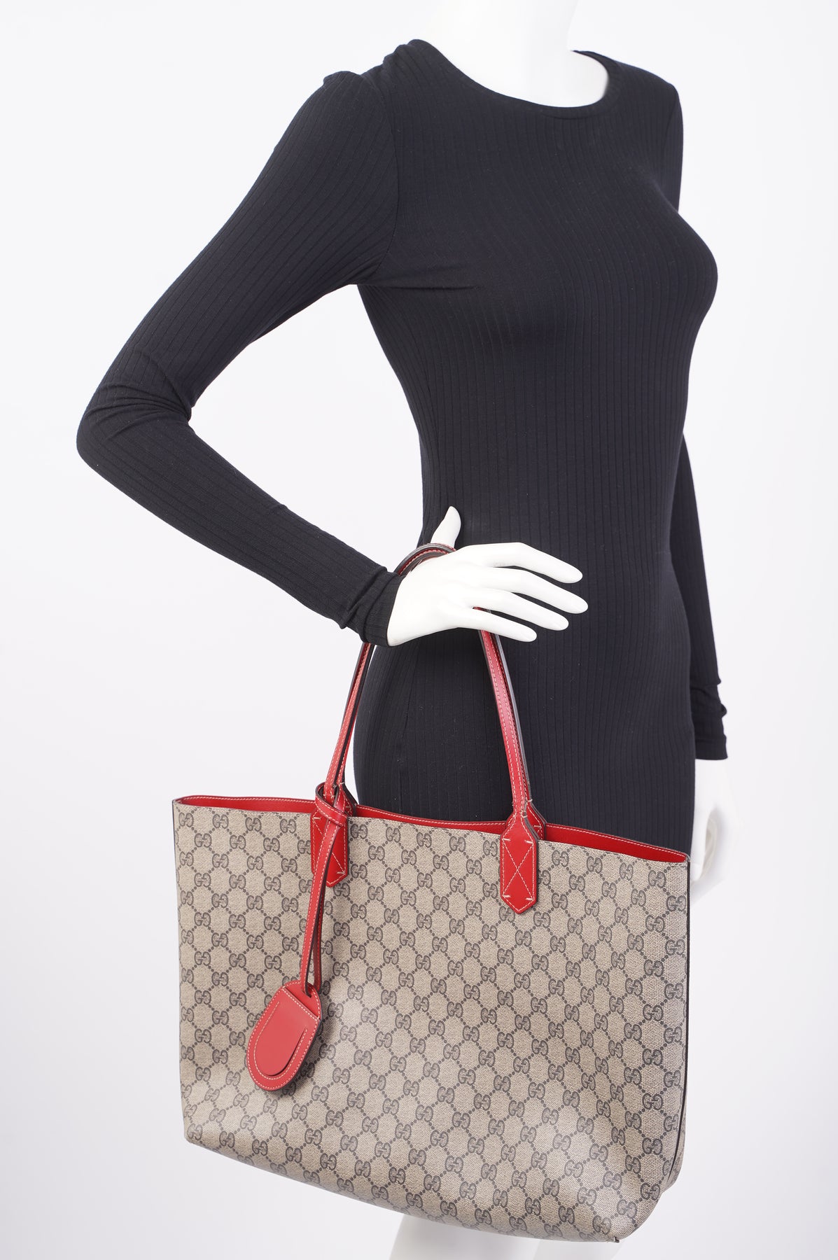 Gucci red hotsell reversible tote