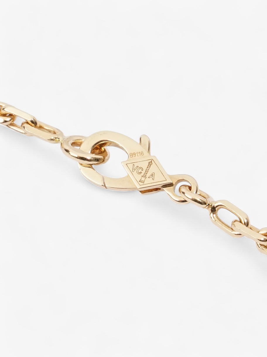 Van Cleef and Arpels Byzantine Alhambra Bracelet, 3 Motifs Yellow Gold Yellow Gold Image 4