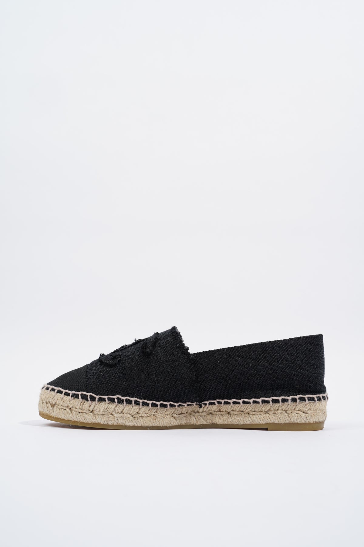 Chanel espadrilles hotsell black canvas