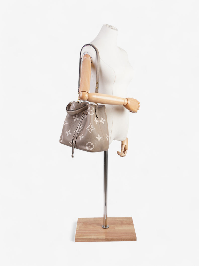  Louis Vuitton NeoNoe Monogram Empreinte / Tourterelle / Creme Empreinte Leather MM