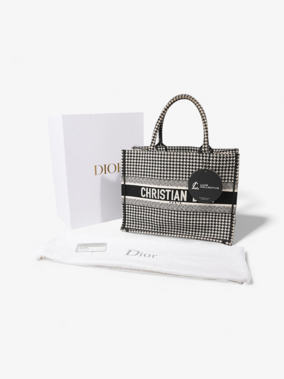 Christian Dior Book Tote Black / White Canvas Medium Image 9