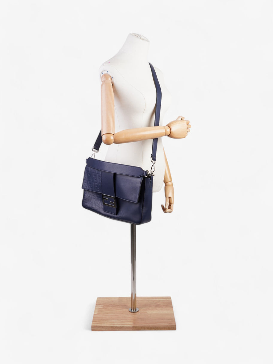 Fendi Baguette Navy Leather Image 2