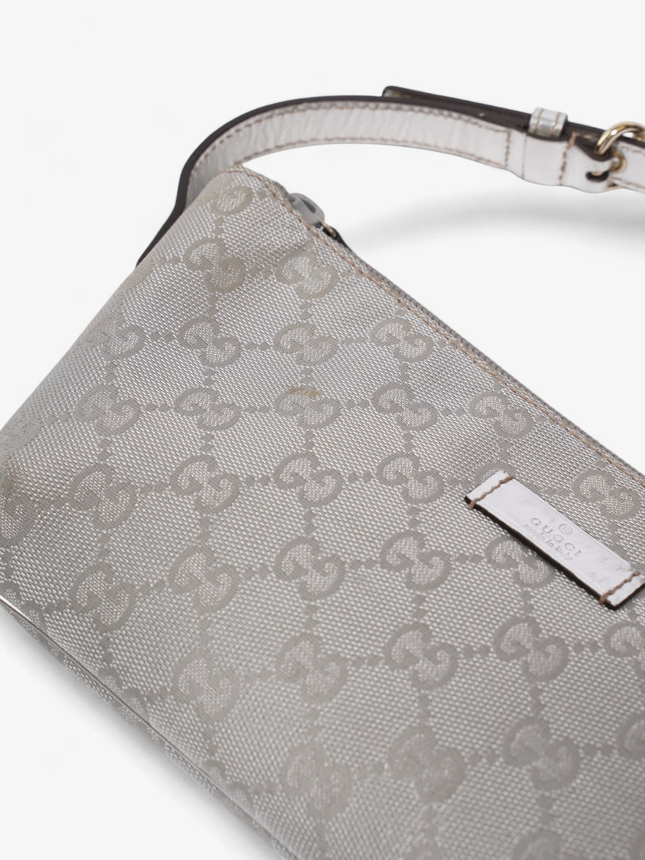 Gucci Boat Pochette Silver / GG Supreme Canvas Image 8