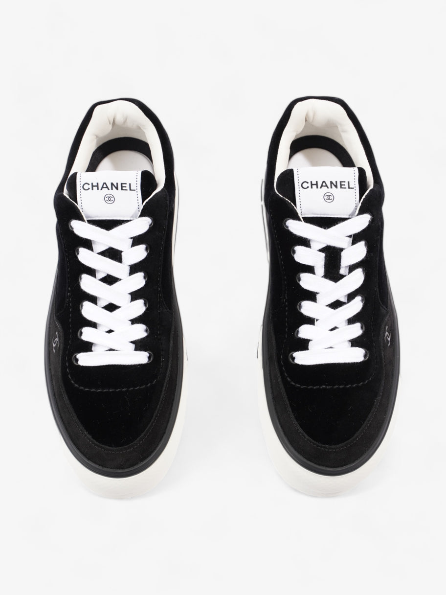 Chanel CC Suede Sneaker Black / White Suede EU 42 UK 8 Image 8