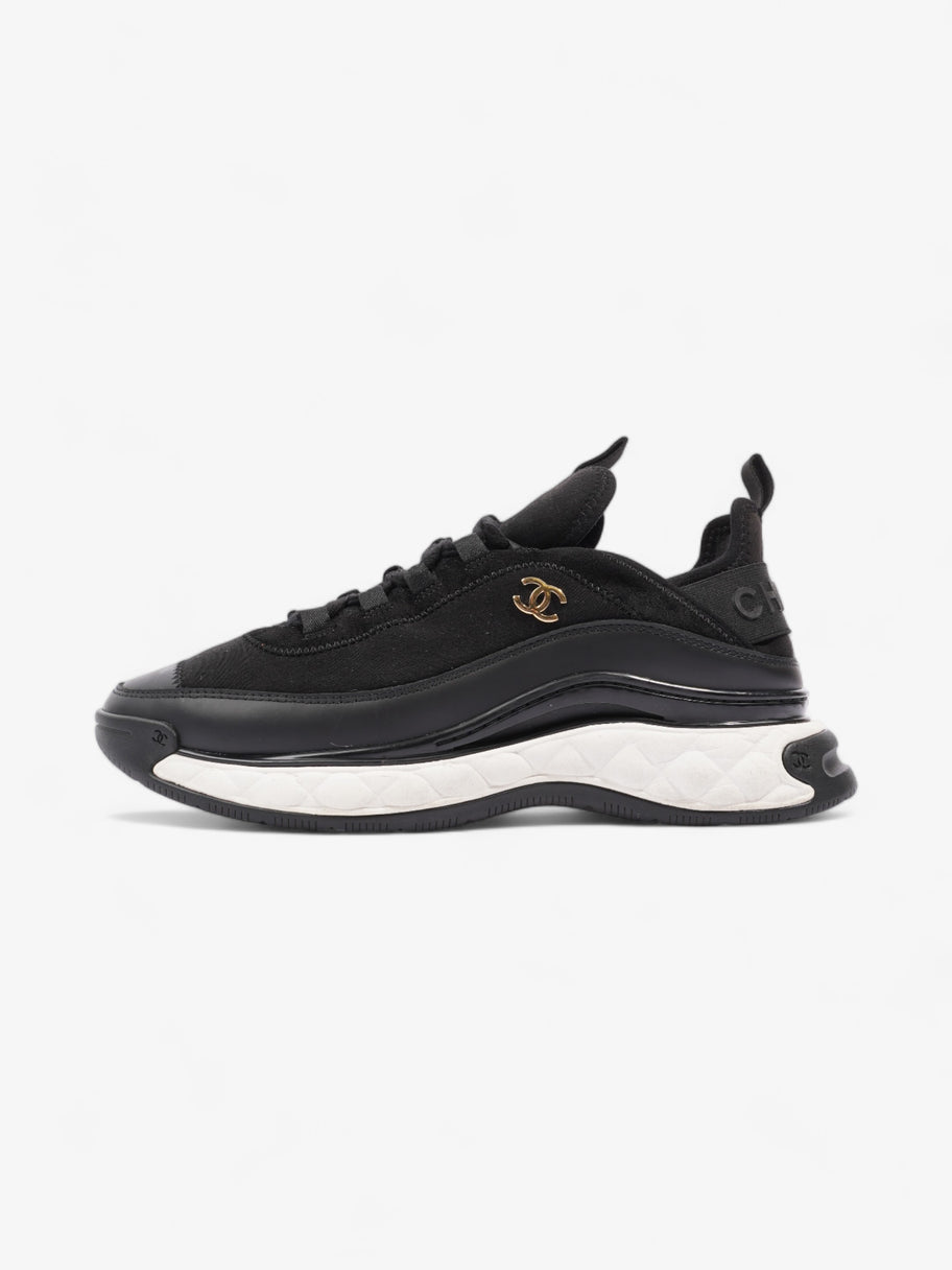 Chanel CC Runner Black / White Suede EU 39 UK 6 Image 5