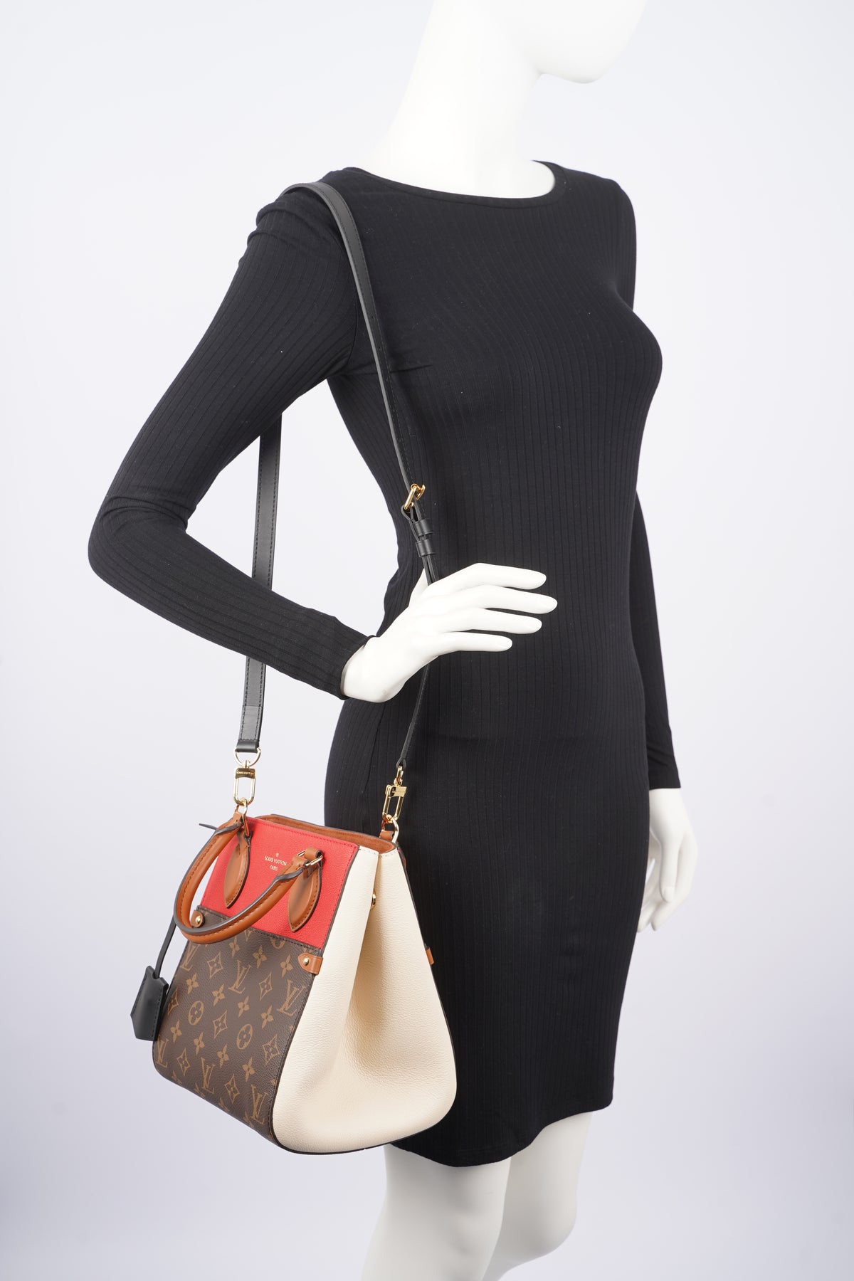 Louis Vuitton M56319 LV HandBag in Black Monogram Empreinte Leather Replica  sale online ,buy fake bag