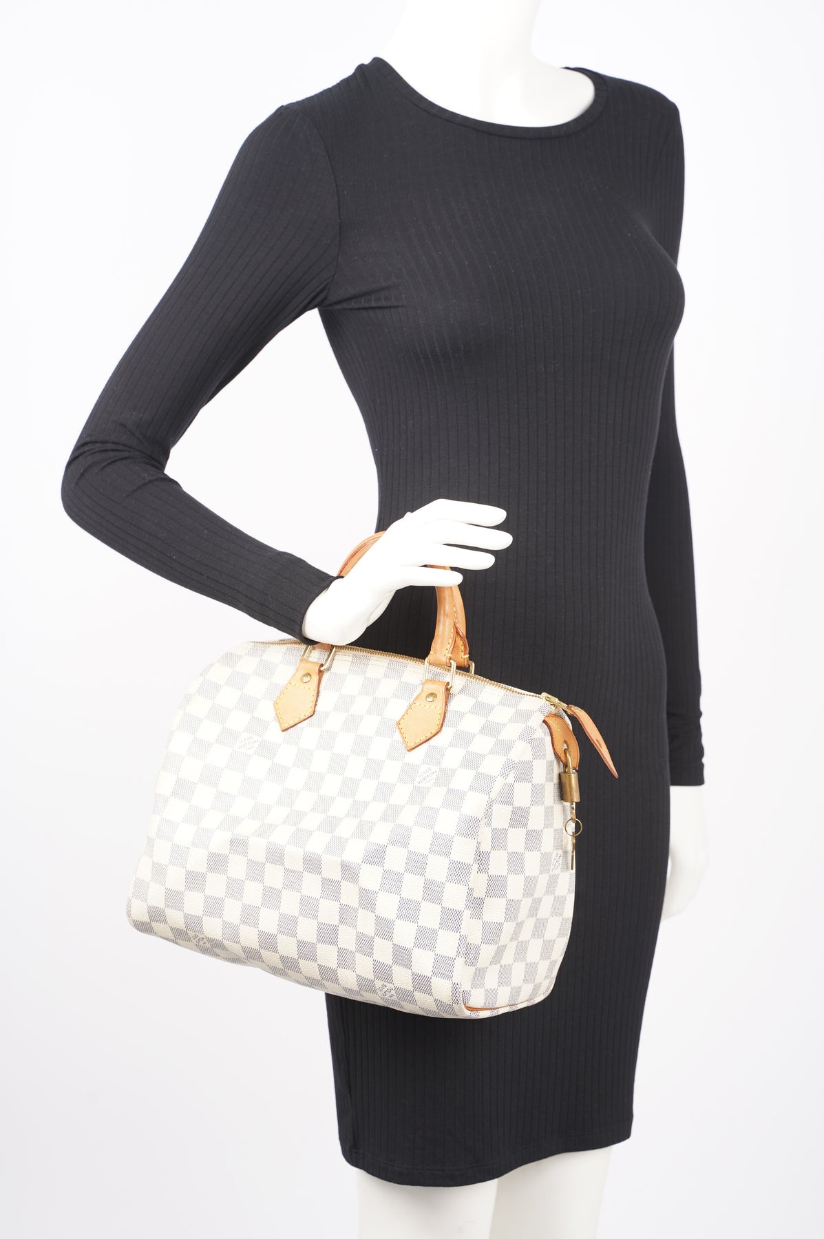 outfit lv speedy 25 bandouliere damier ebene