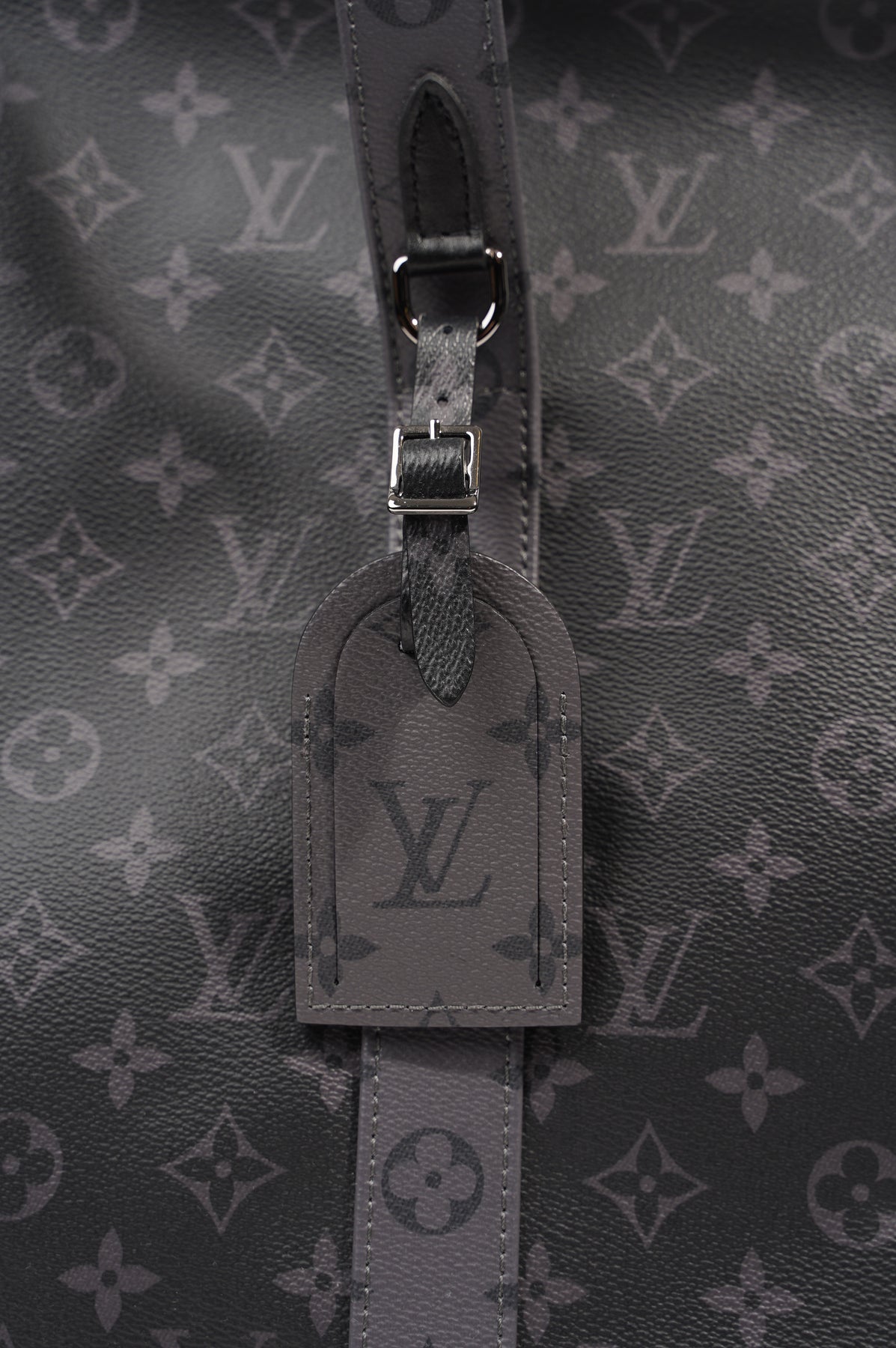 So glad I managed to grab the New Cabas Zippe Gm just before the price  increase, such an underrated bag! : r/Louisvuitton
