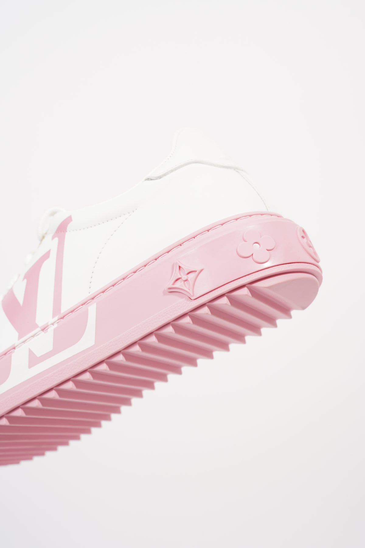 Louis Vuitton Time Out Sneaker White / Pink Leather EU 36 UK 3 – Luxe  Collective
