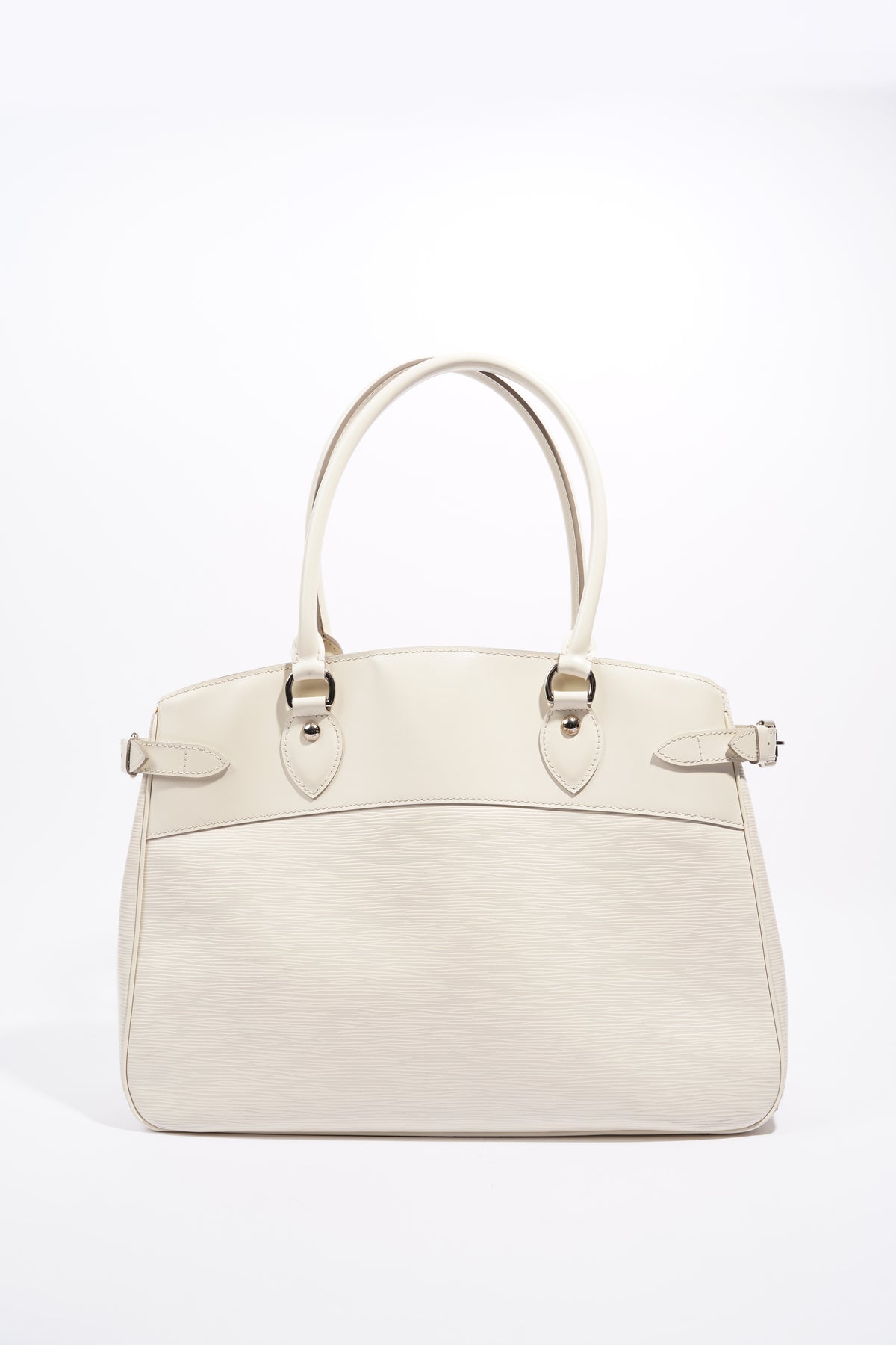 Louis Vuitton Epi Passy GM - White Shoulder Bags, Handbags