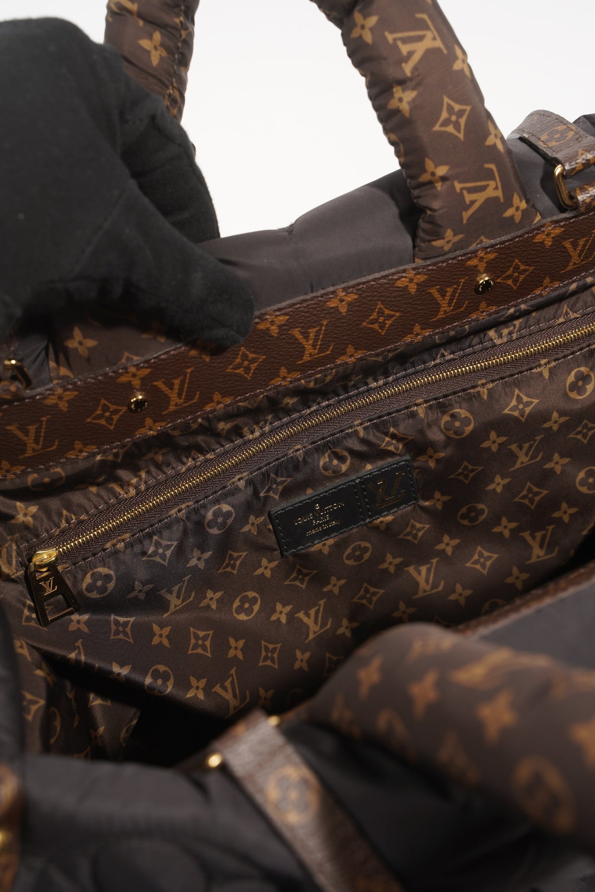 Louis Vuitton Black Puffer Monogram Pillow Onthego GM 2way 5LV0509 For Sale  at 1stDibs