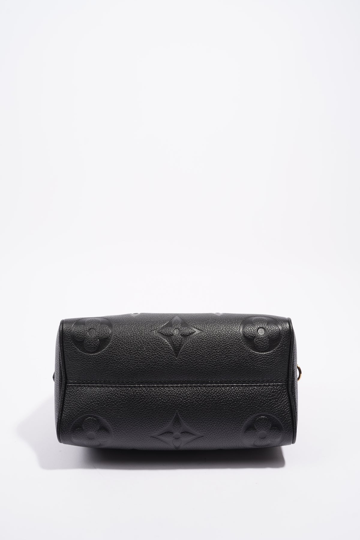Louis Vuitton Speedy Bandoulière 20 Leather Handbag with Gold Color Ha –  EliteLaza