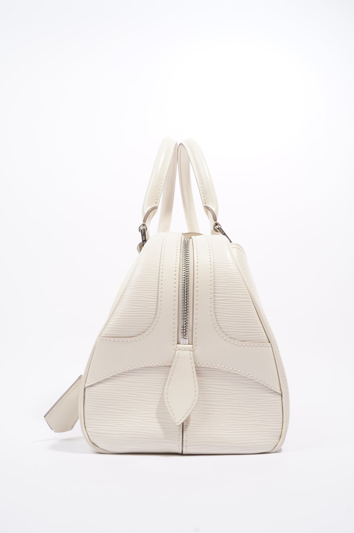 Louis Vuitton, Bags, Louis Vuitton Epi Ivory White Montaigne Clutch