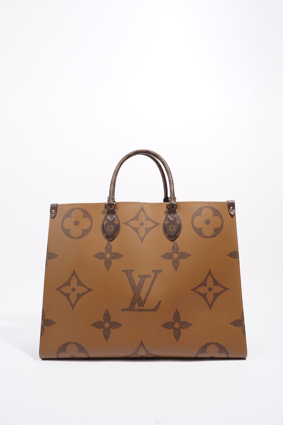 Louis Vuitton on The Go Reverse Monogram
