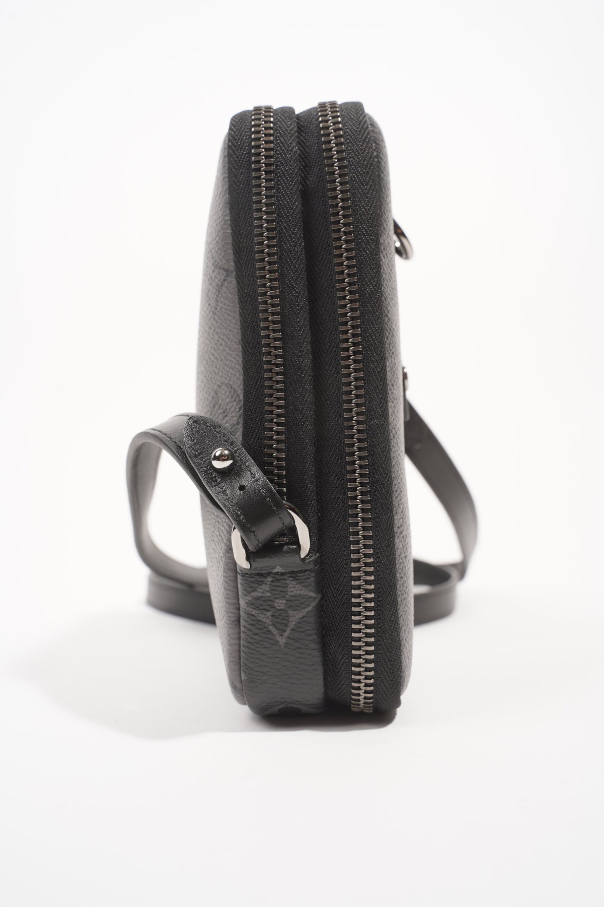 Louis Vuitton Silver Phone Pouch Crossbody Bag M81716 Monogram