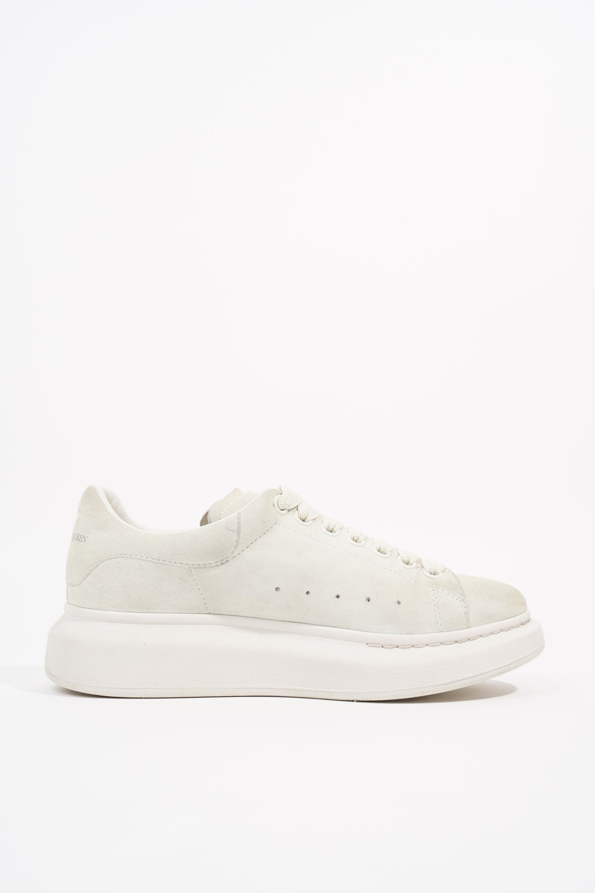 Women's Oversized Sneaker in White/black