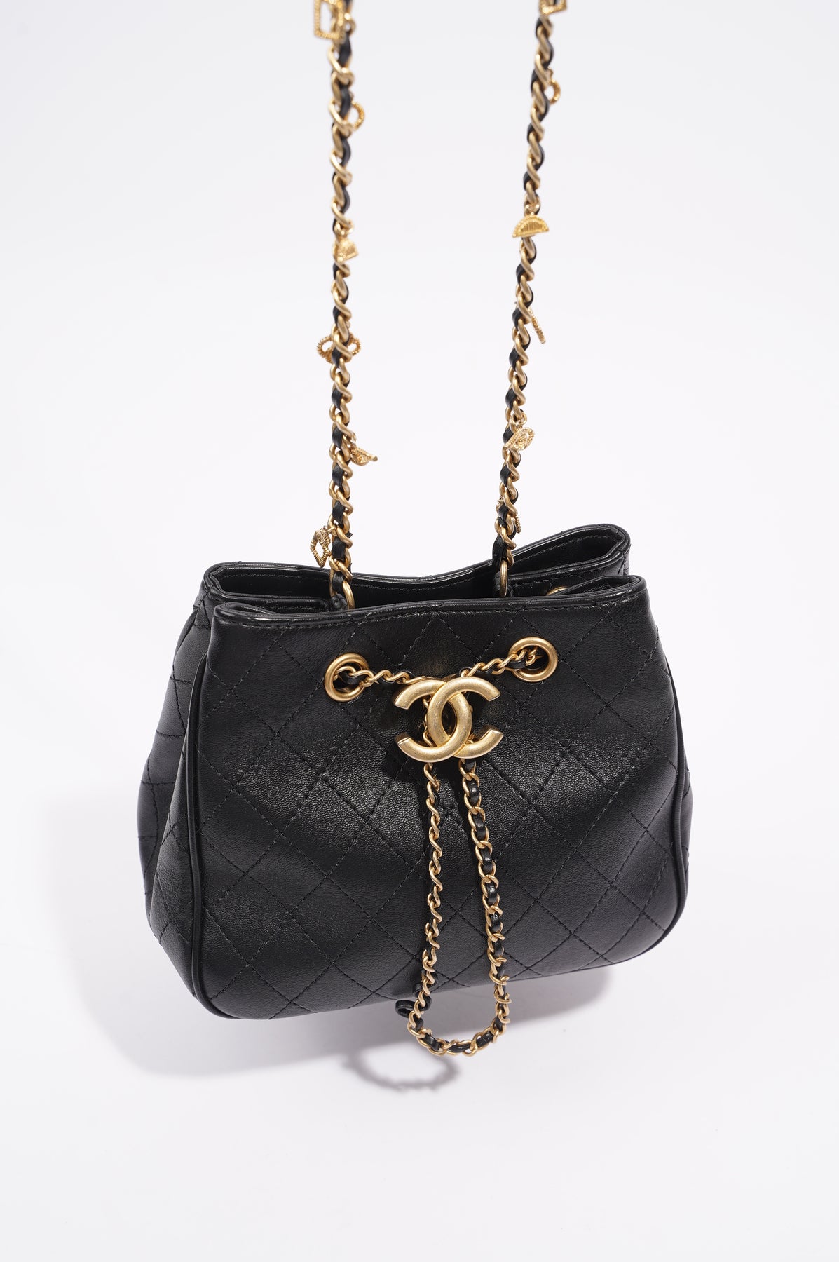 Chanel Womens Mini Amulat Bucket Bag Black Lambskin / Gold – Luxe Collective