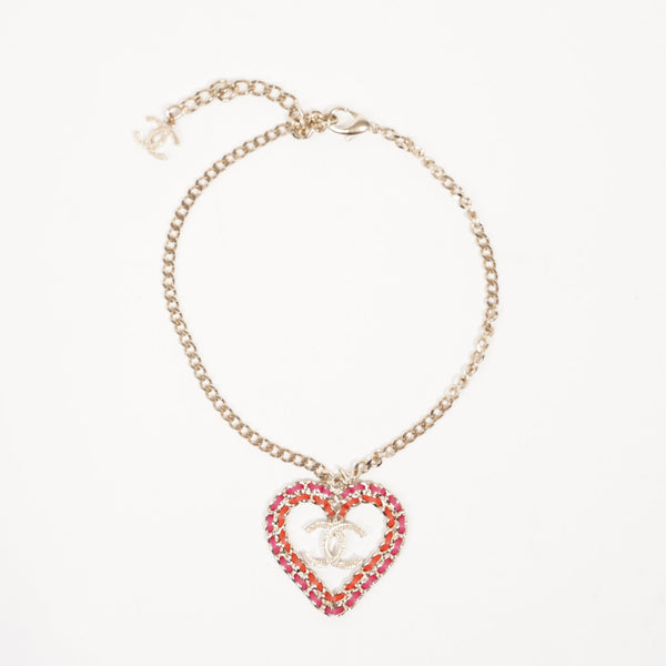 Chanel Womens CC Heart Necklace – Luxe Collective