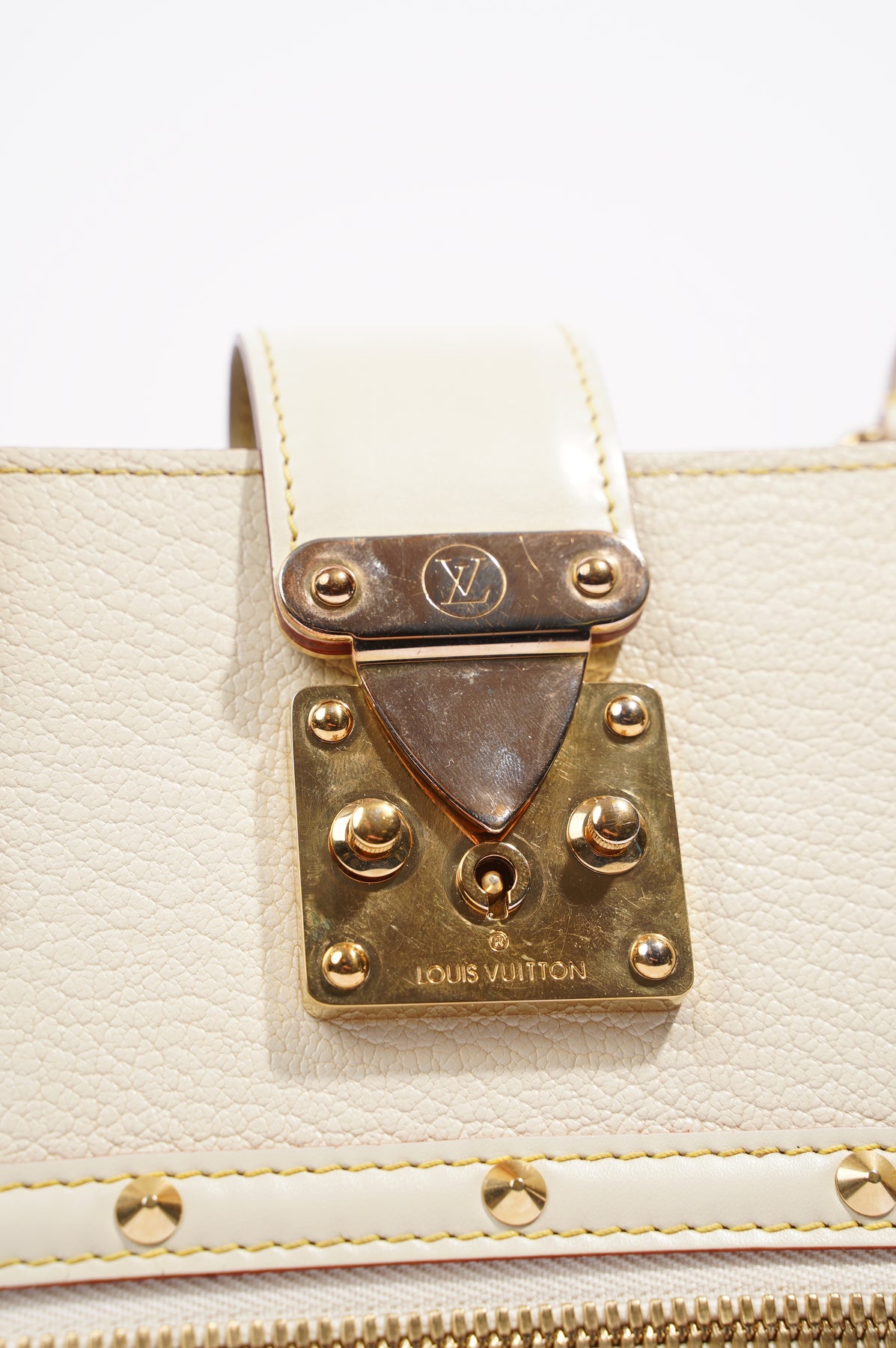 Louis Vuitton White Suhali Le Fabuleux Bag Leather ref.273554 - Joli Closet