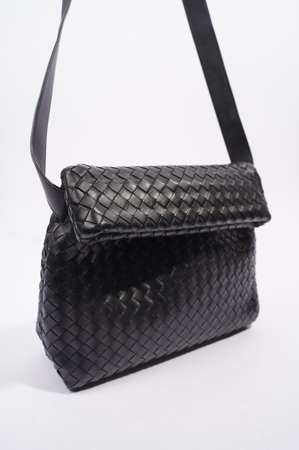 Bottega Veneta Intrecciato Leather Fold Crossbody Bag