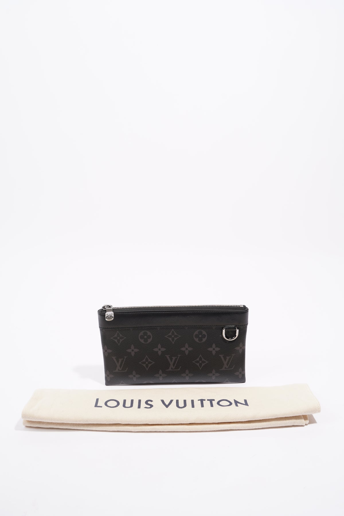 Louis Vuitton Monogram Discovery Pochette Taigarama PM - Meme's