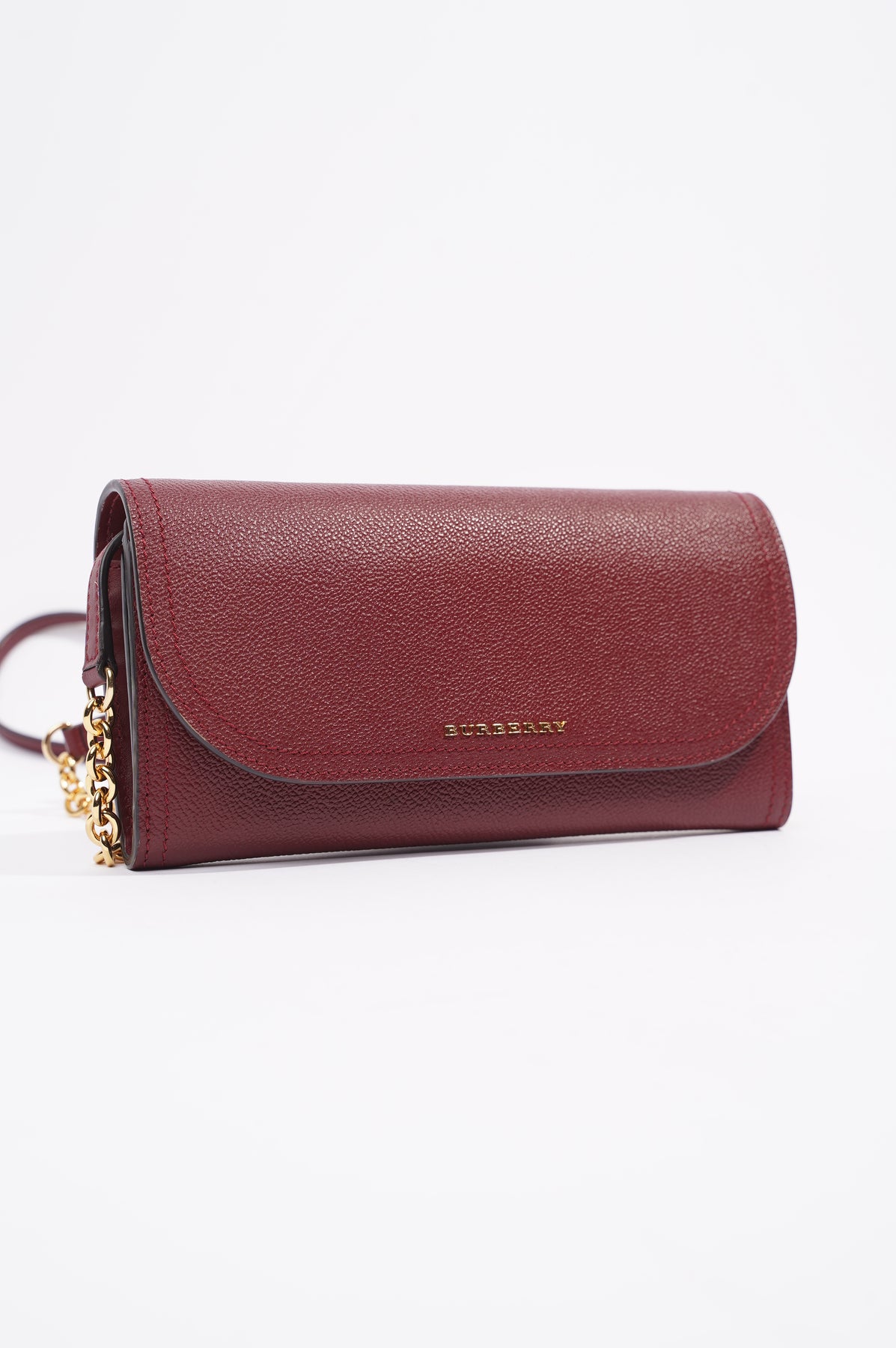 Burberry Womens Wallet On Chain Burgundy – Luxe Collective