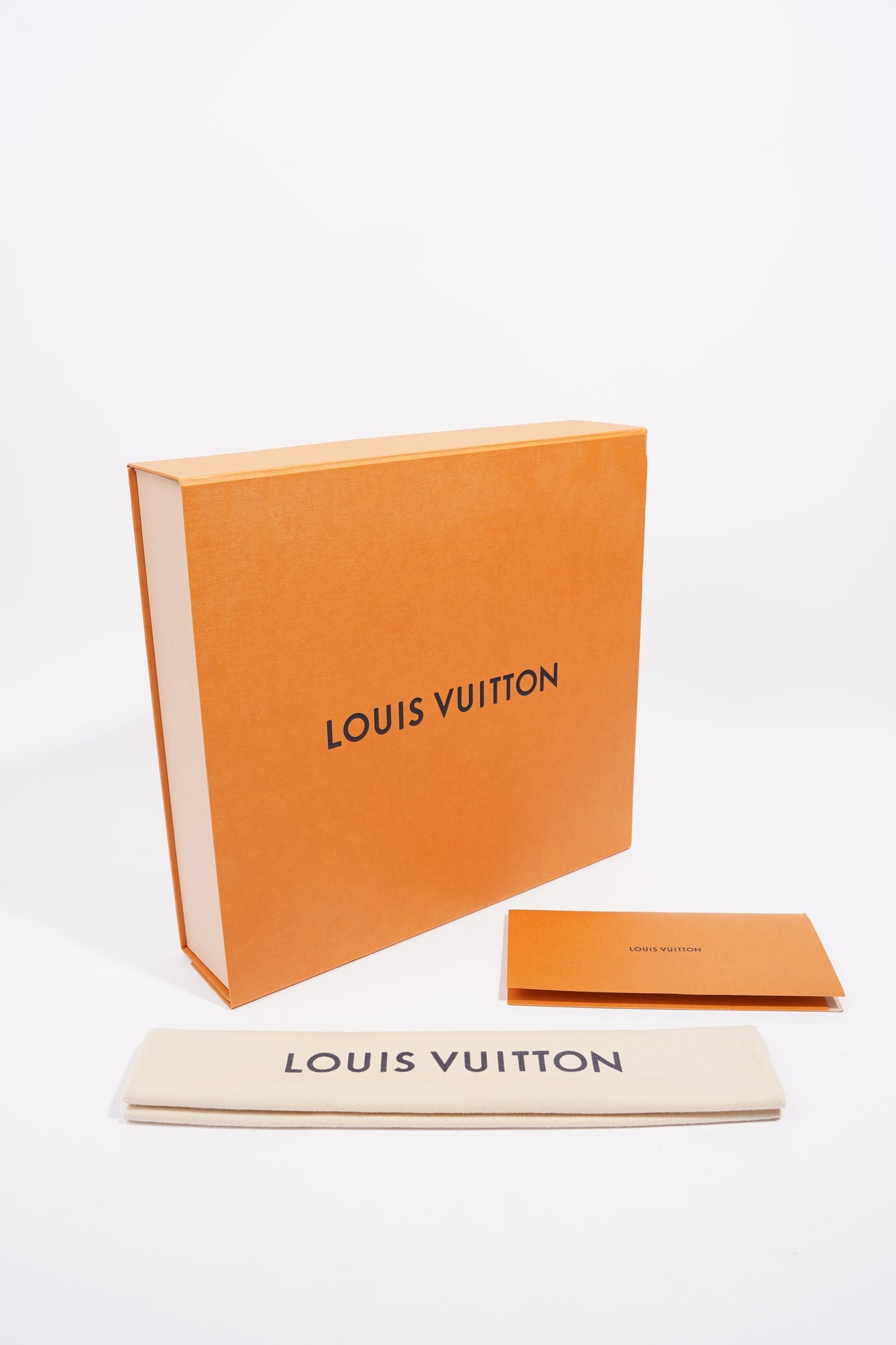 Louis Vuitton Womens Pochette Metis Reverse Monogram – Luxe Collective