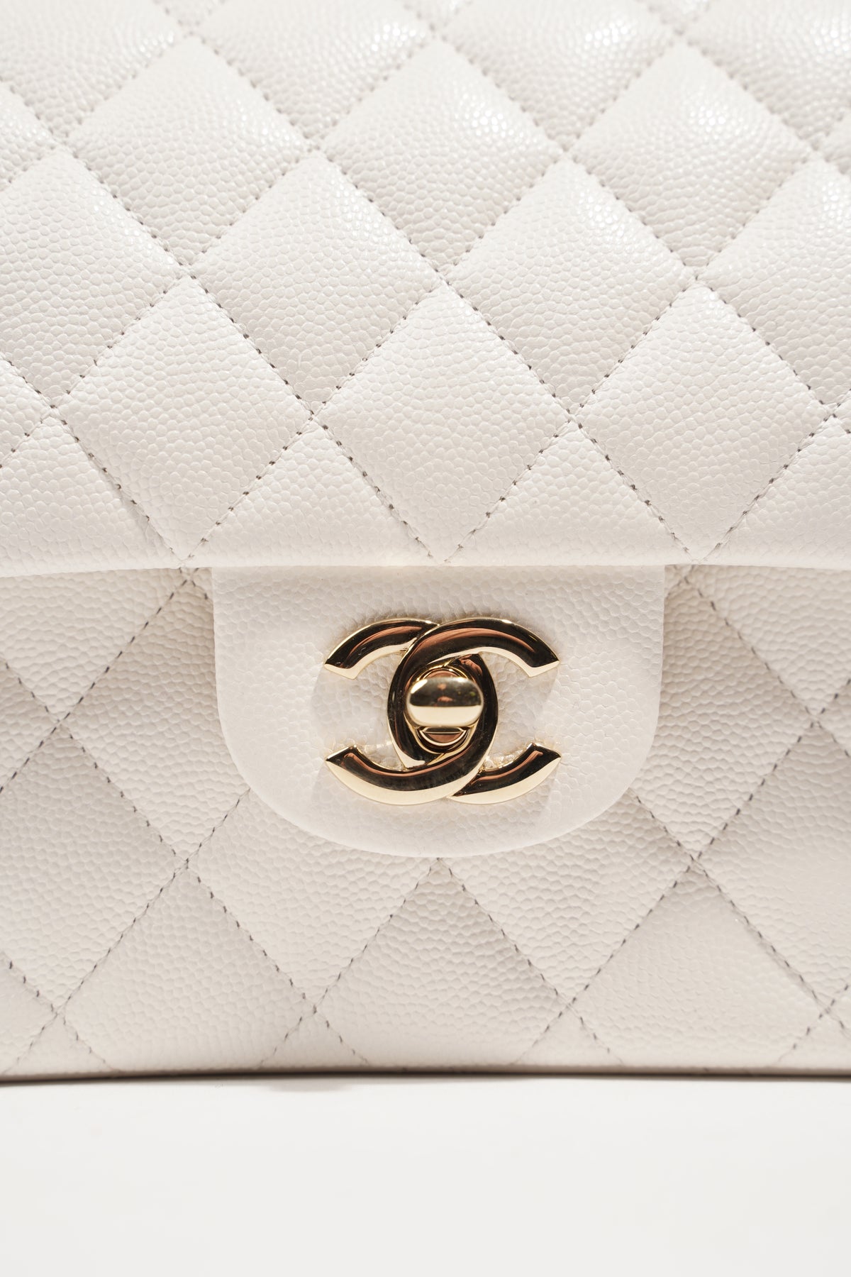 Chanel Womens Classic Flap White Caviar Small – Luxe Collective