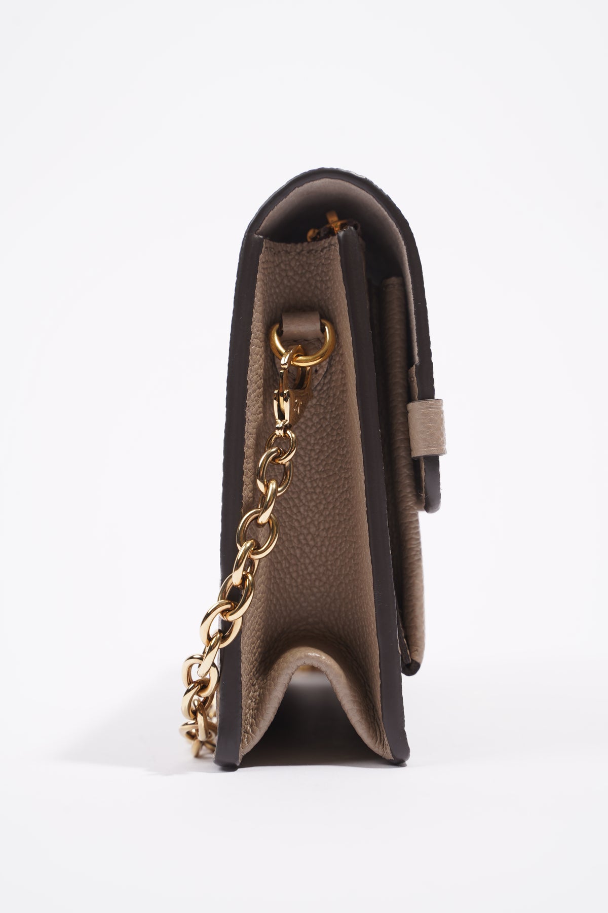 Louis Vuitton® Vavin Chain Wallet Turtledove. Size