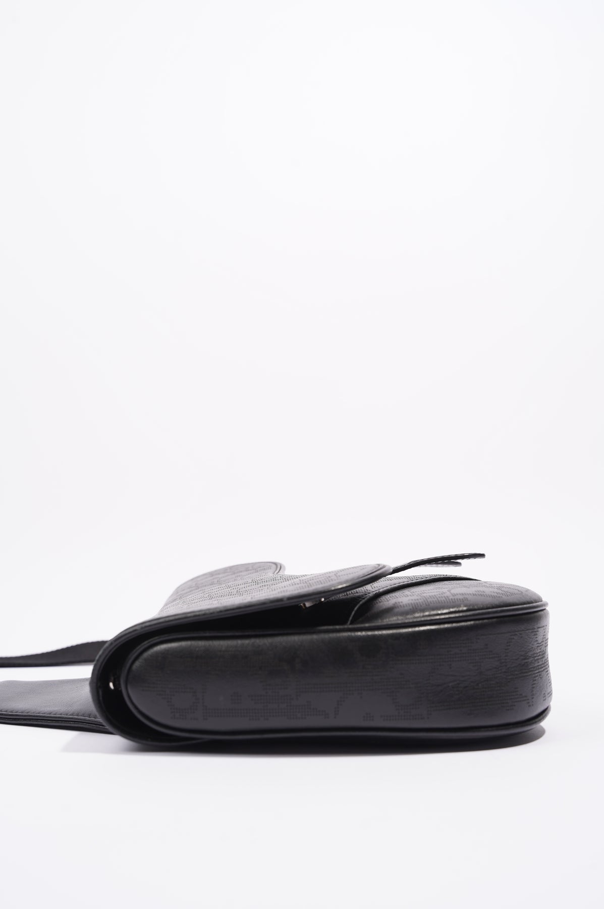 Dior's Saddle Bag for Men is a Menswear Must-Have — Luxury Men's