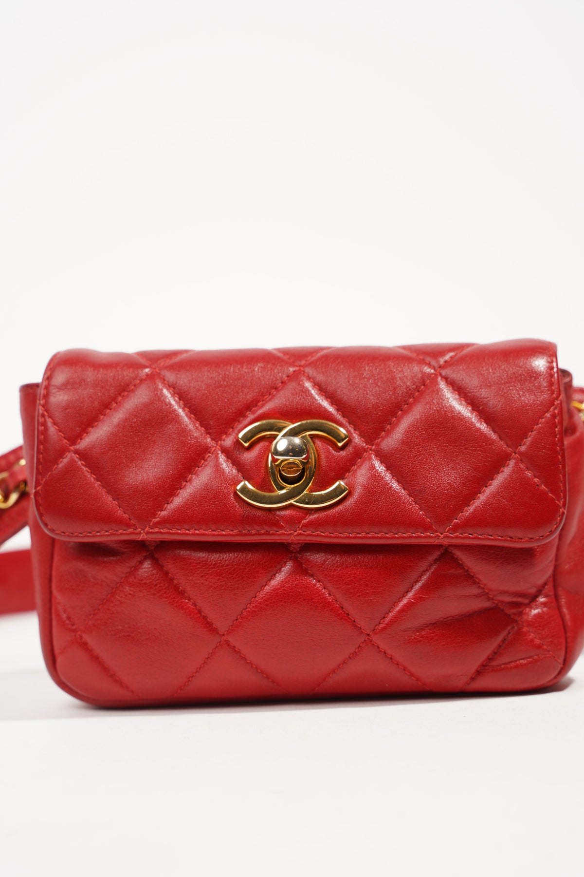 Chanel Womens Vintage CC Belt Bag Mini – Luxe Collective