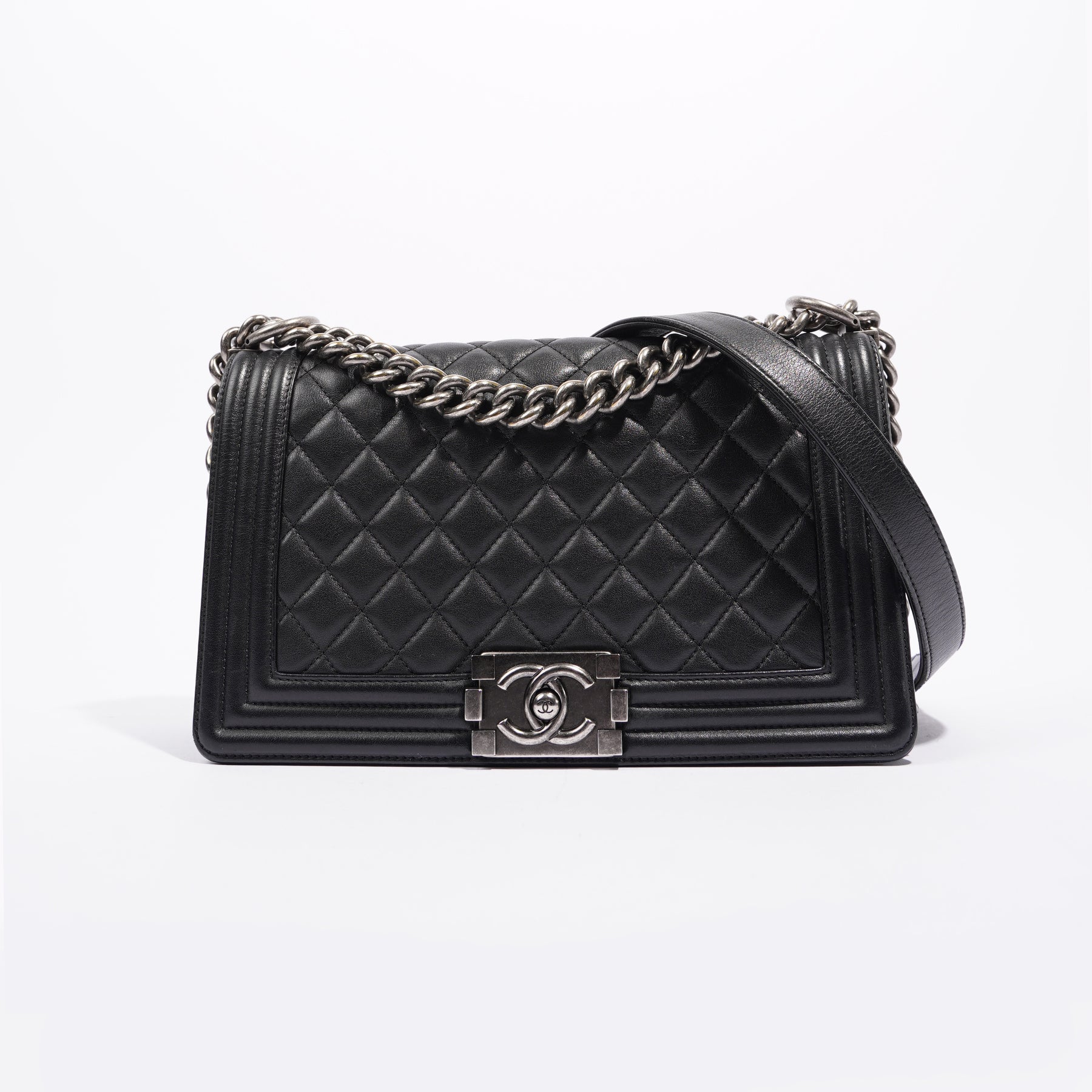 Chanel Womens Lambskin Boy Bag Black Silver Medium – Luxe Collective