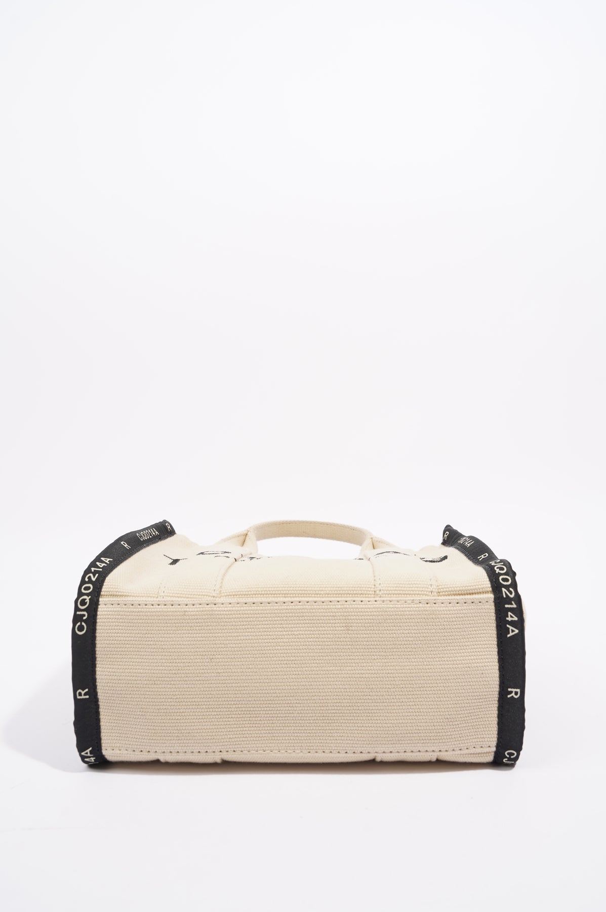 Marc Jacobs Handbags the tote bag Women H077M01RE21261 Fabric Beige Black  264€