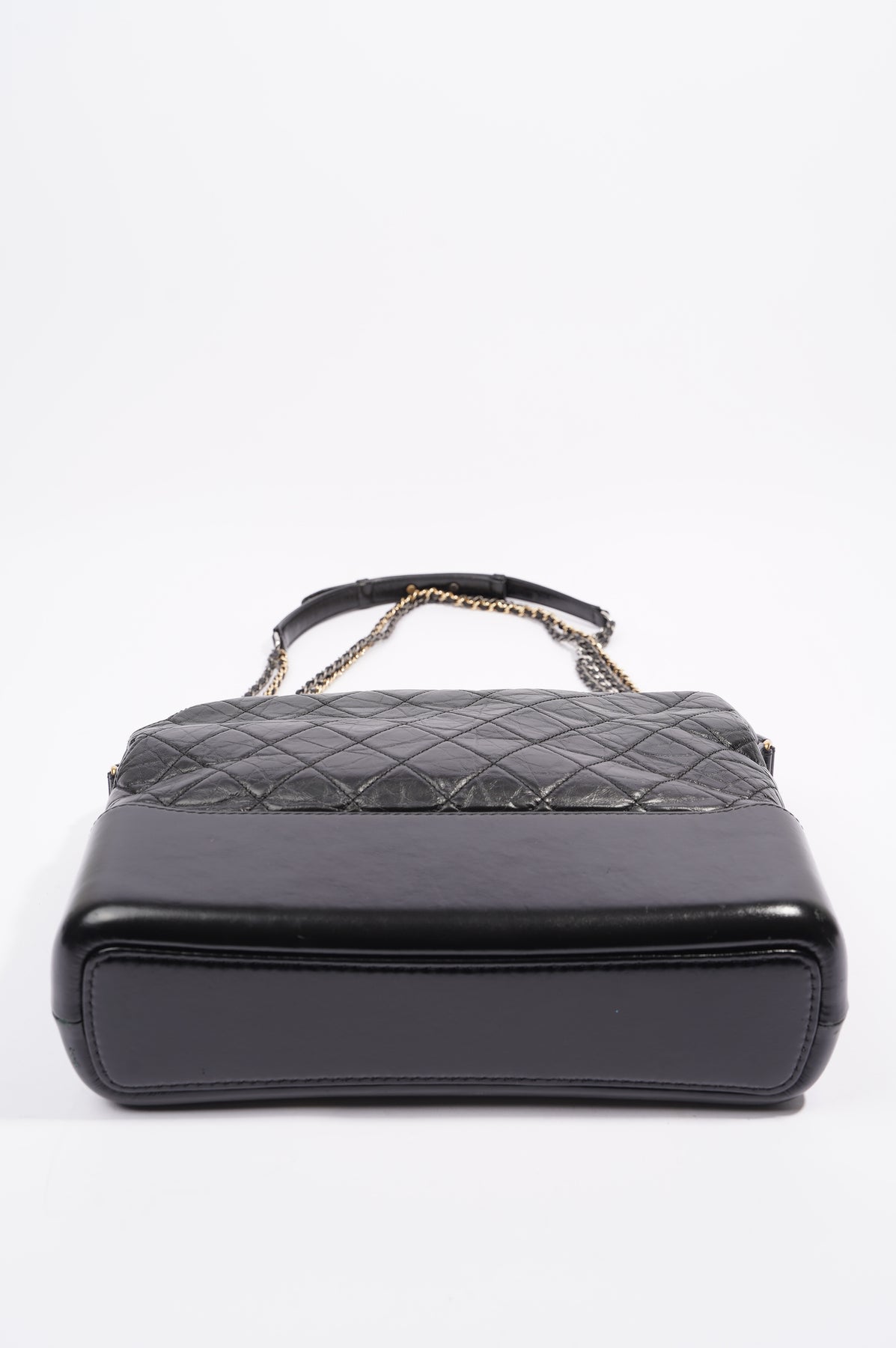 GABRIELLE de CHANEL large hobo bag IN BLACK DEGRADE LEATHER Patent leather  ref151229  Joli Closet