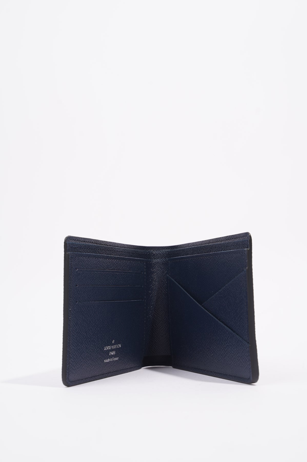 Louis Vuitton LV Multiple wallet new Blue Leather ref.228126 - Joli Closet