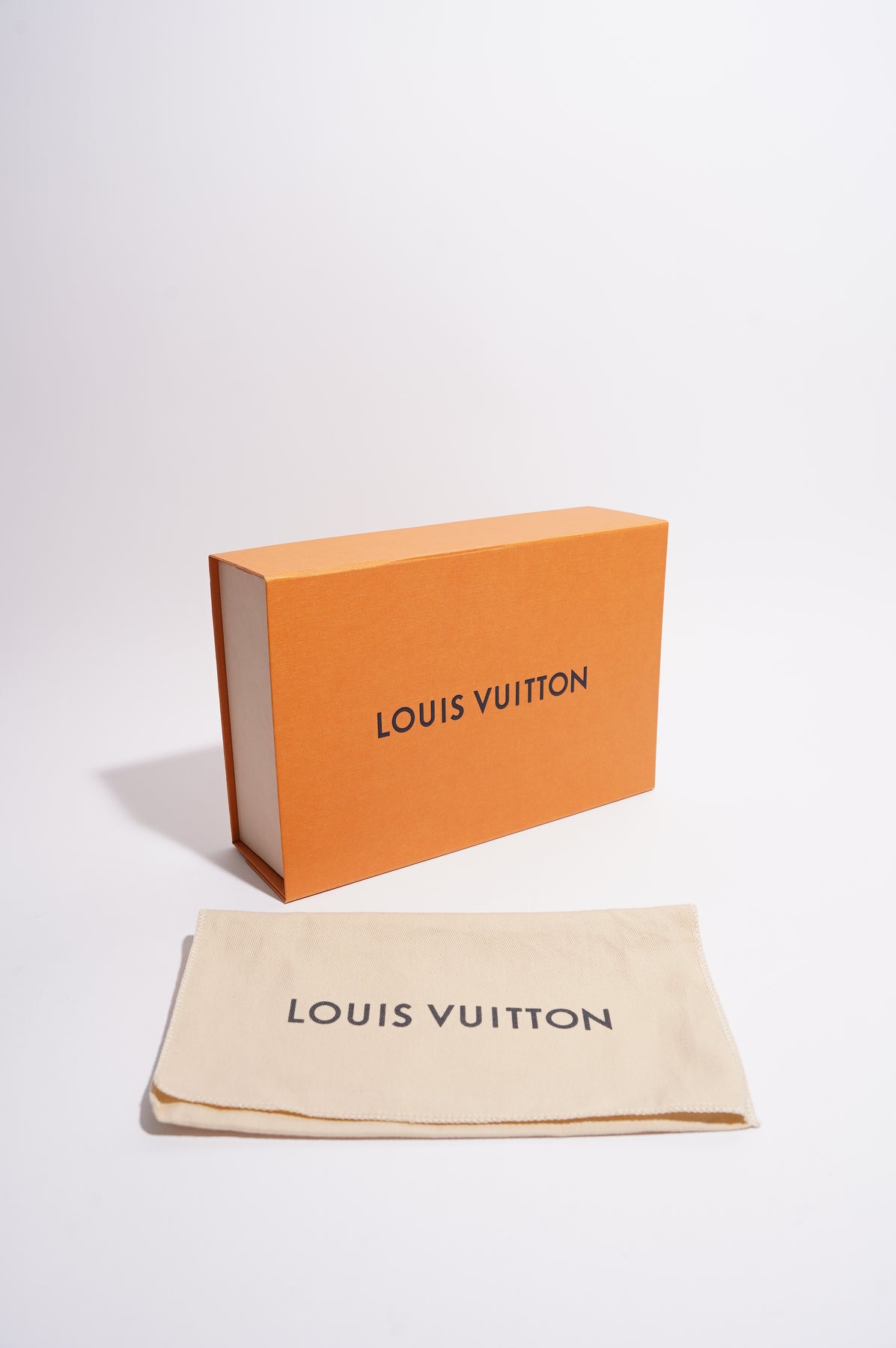 LOUIS VUITTON Empreinte Monogram Giant Cosmetic Pouch Black Beige 1275091