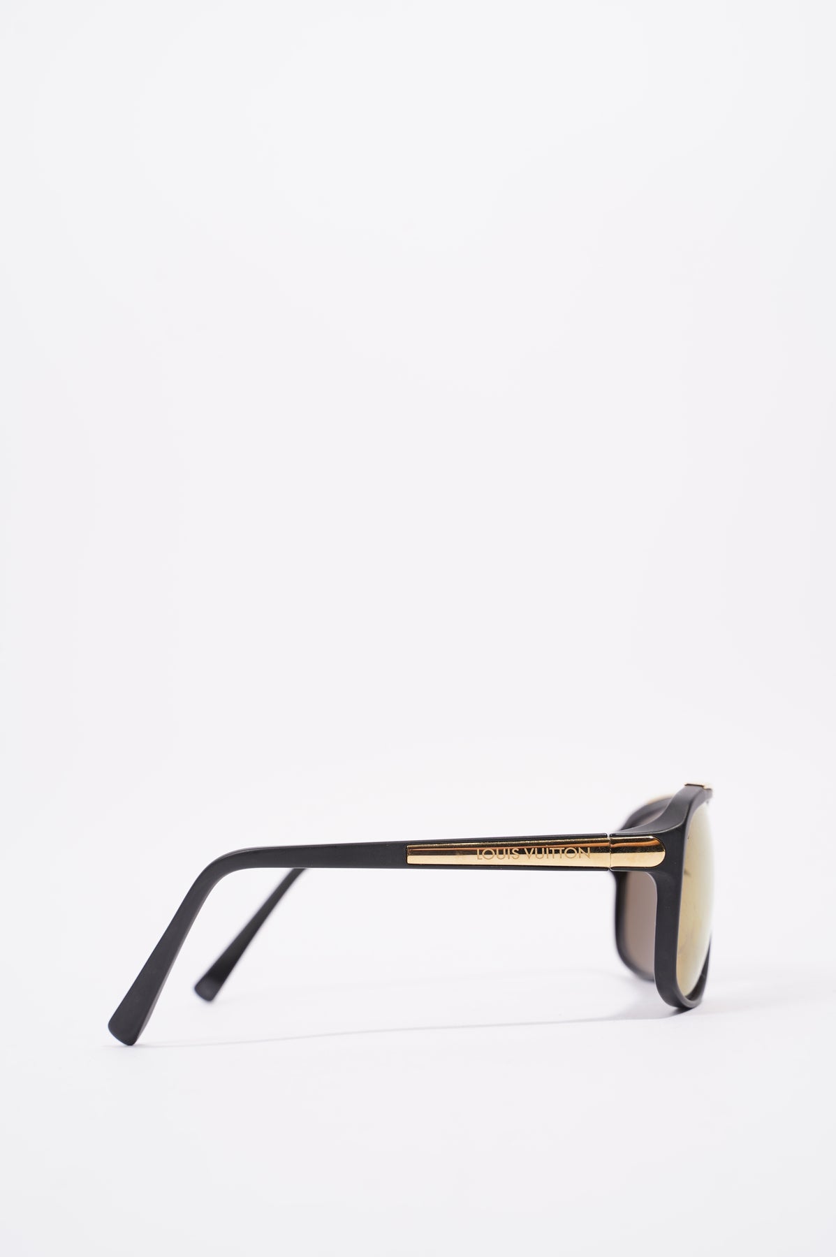 Sunglasses Louis Vuitton Black in Other - 22426067