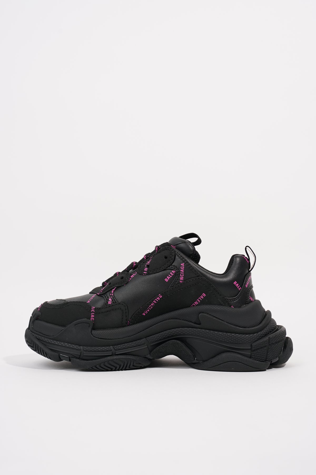 Balenciaga triple clearance s black pink