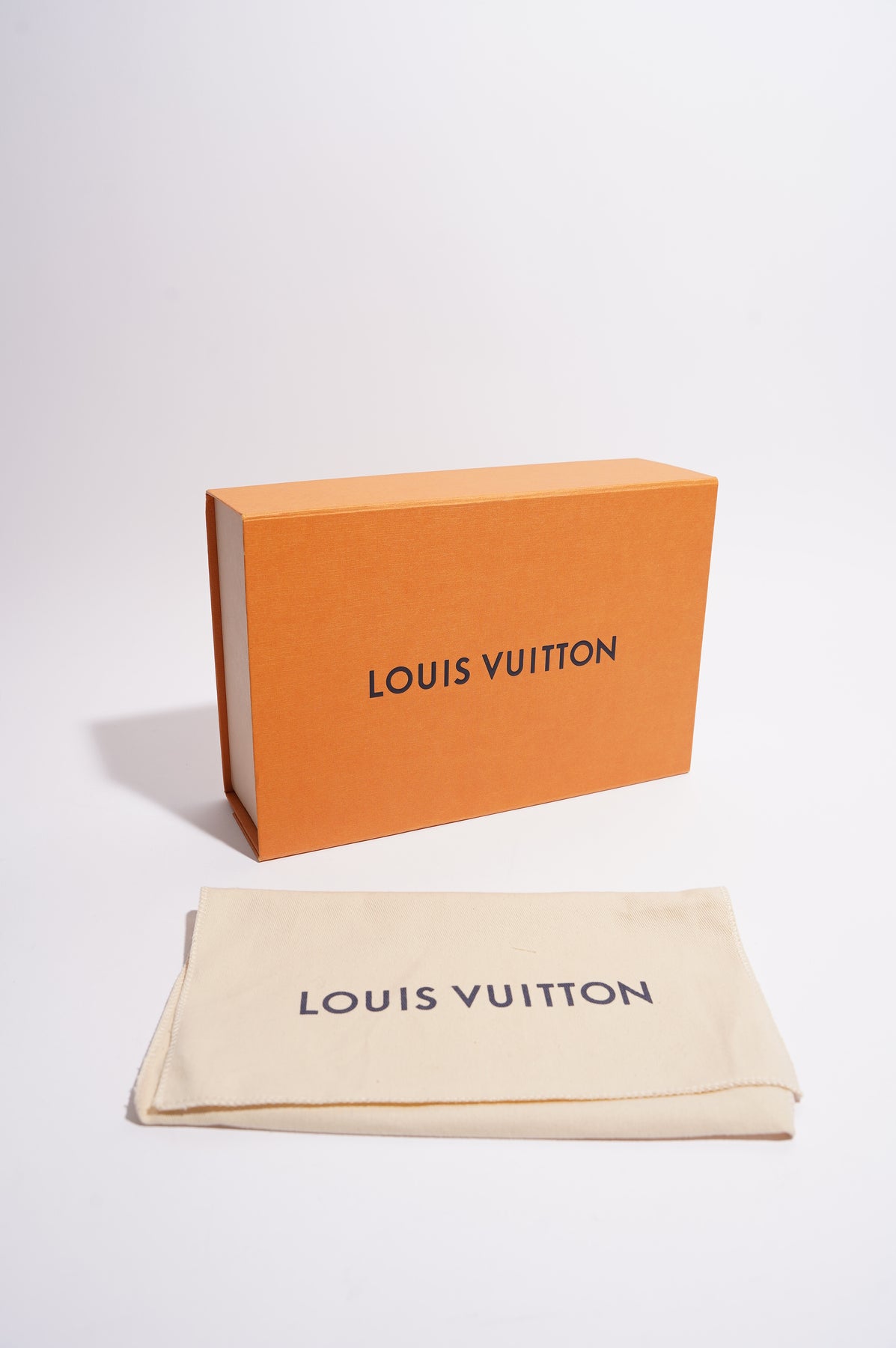 Louis Vuitton mini makeup case in brown monogram canvas - DOWNTOWN