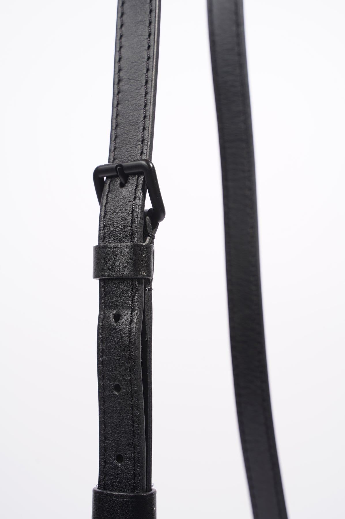 Louis Vuitton Mens Christopher Wearable Wallet Monogram / Black – Luxe  Collective