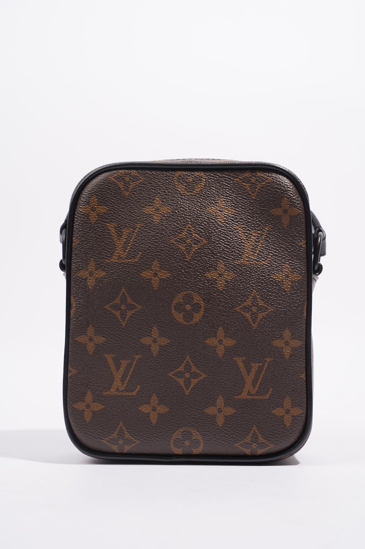 Louis Vuitton Christopher Wearable Wallet Bag