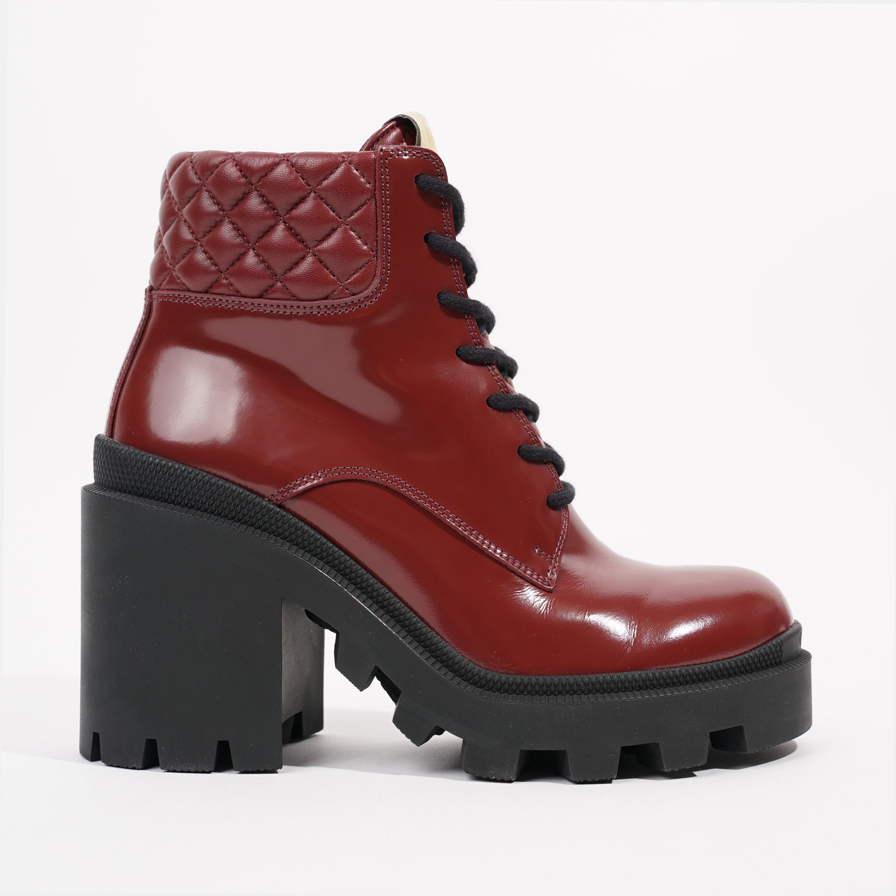 Gucci boots red on sale laces