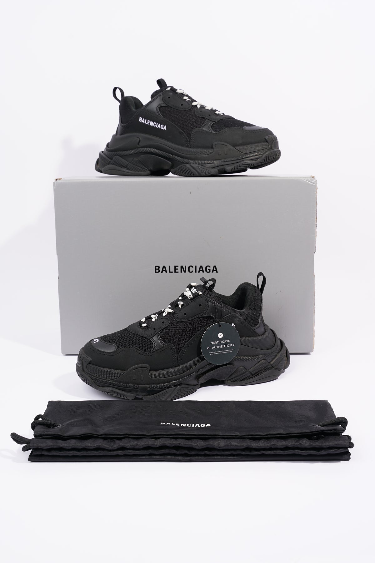 Balenciaga triple s hot sale black 218